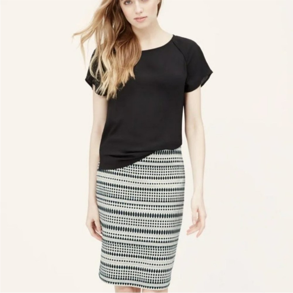 *NWT* LOFT Jacquard Pencil Skirt, Black & White Geometric Print - Picture 15 of 16